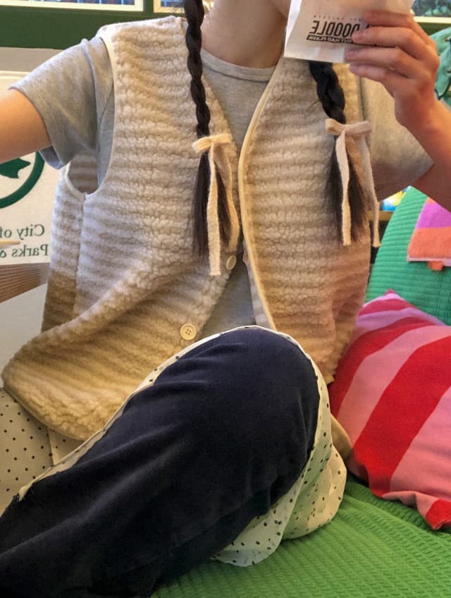 있음 선적 둘 색상 한 부서 연령 감소 스트라이프 우유 씽 하는 소리 양털 플리스 베스트 상세 이미지 5