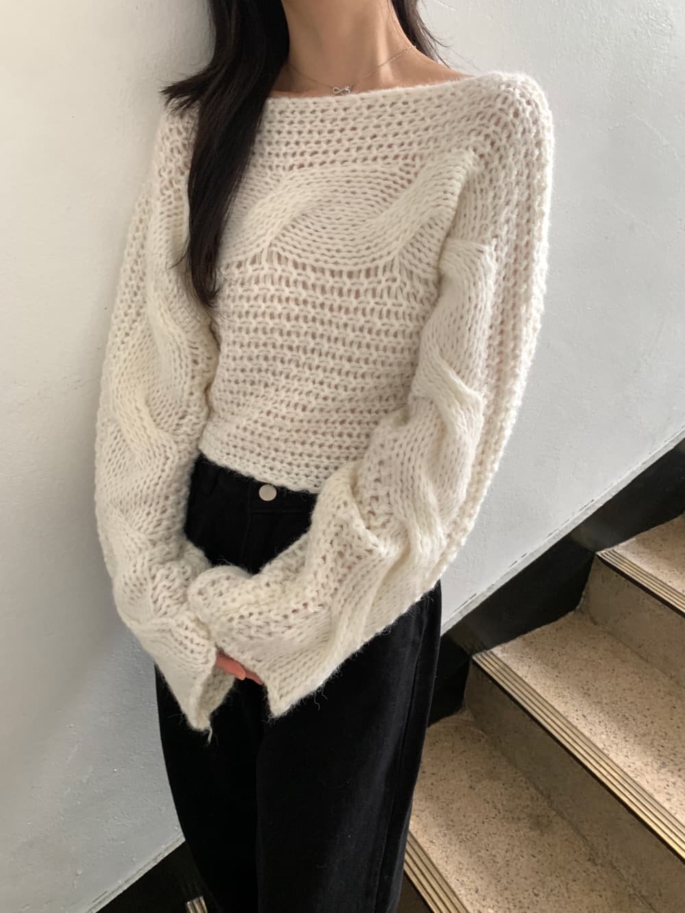 있음 선적 한 부서 느긋한 홀로우 아웃 보트넥 꽈배기 매듭 풀오버 이미지 4