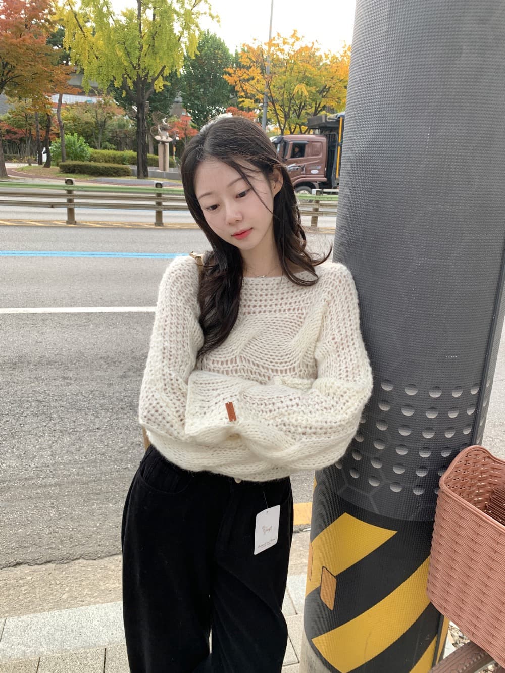있음 선적 한 부서 느긋한 홀로우 아웃 보트넥 꽈배기 매듭 풀오버 상세 이미지 7