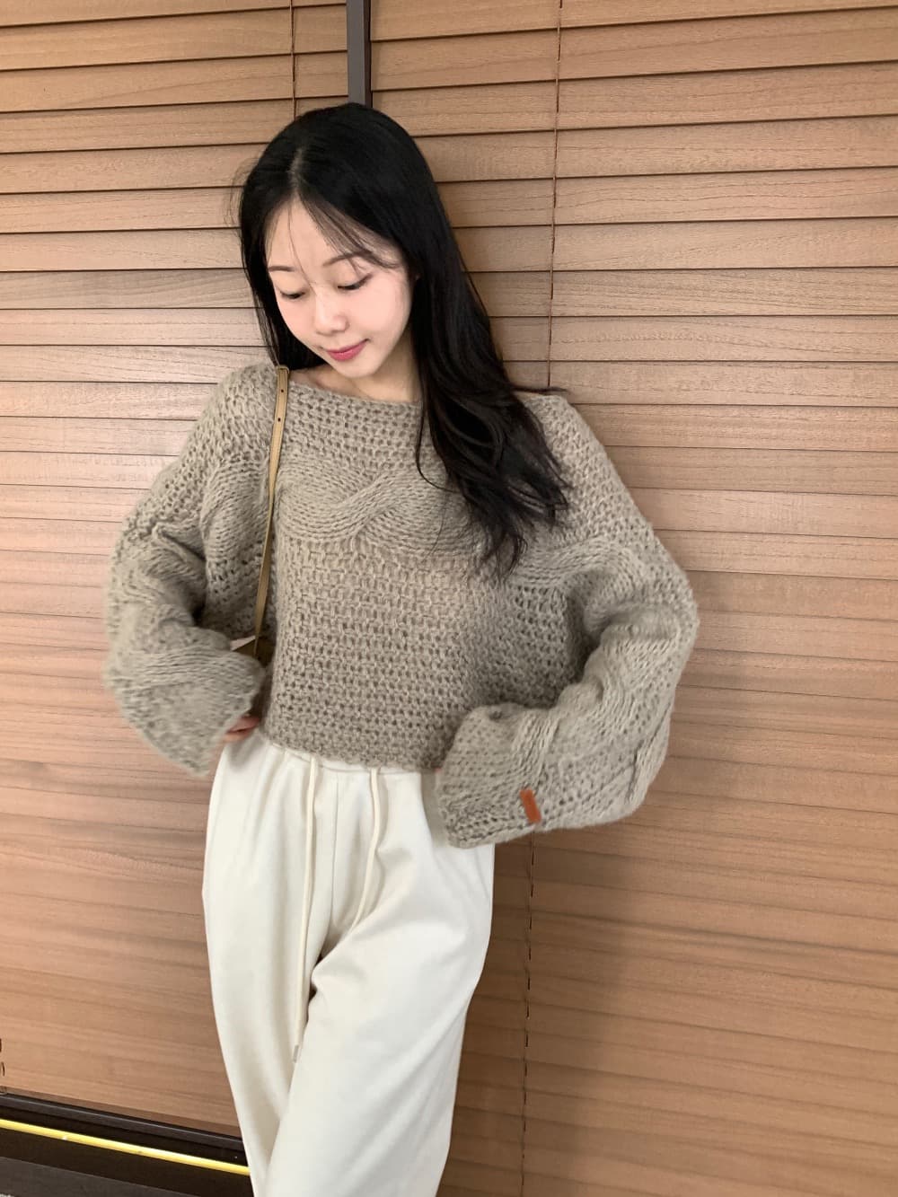 있음 선적 한 부서 느긋한 홀로우 아웃 보트넥 꽈배기 매듭 풀오버 상세 이미지 16