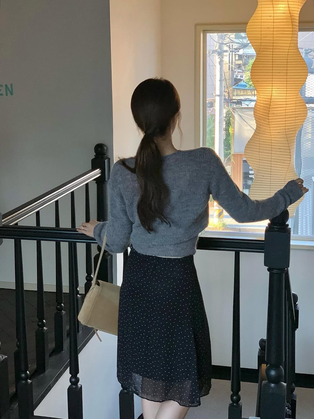 있음 선적 프랑스식 부드러운 바람 십자가 V넥 부드러운 찹쌀 슬림해 보이는 슬림 소매 풀오버 상세 이미지 4