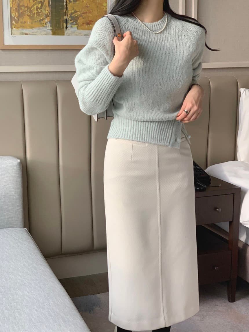 있음 선적 한 부서 부드러운 바람 사탕 색상 라운드 넥 측면 트임 슬림해 보이는 긴팔 풀오버 상세 이미지 7