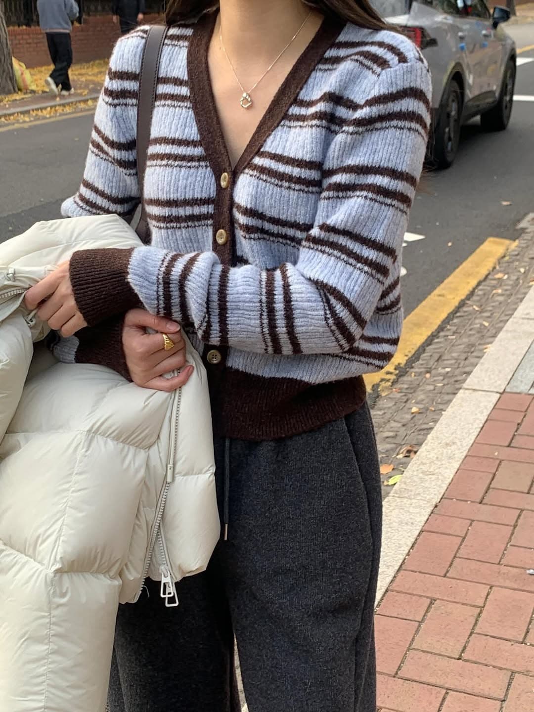 있음 선적 한 부서 스트라이프 V넥 털 니트 오픈 가디건 싱글 줄 버튼 상세 이미지 1