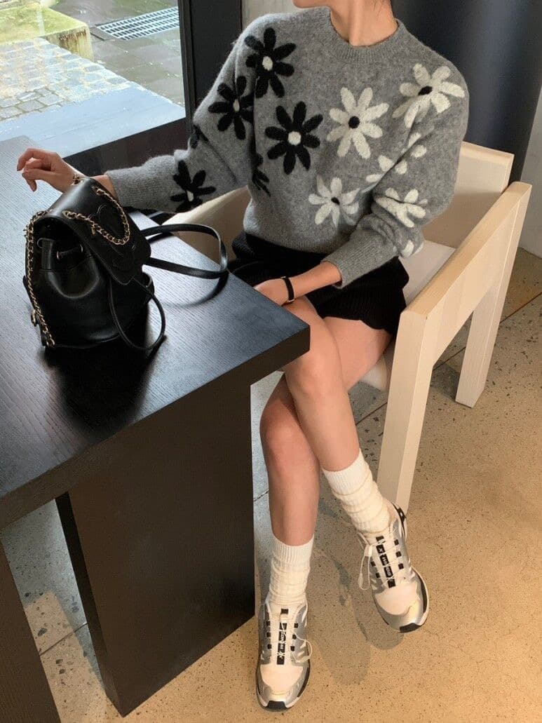 있음 선적 한 부서 느슨함 센스 부드러운 찹쌀 꽃무늬 자카드 라운드 넥 긴팔 스웨터 풀오버 여성 상세 이미지 9