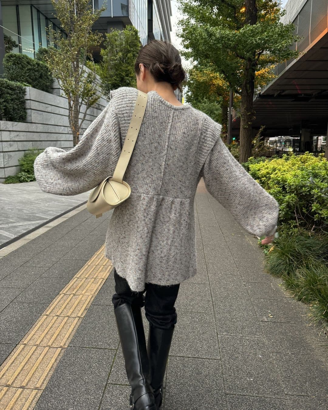 있음 선적 한 부서 느긋한 루즈핏 잡색 벌룬 소매 롱 코트 스웨터 상세 이미지 7
