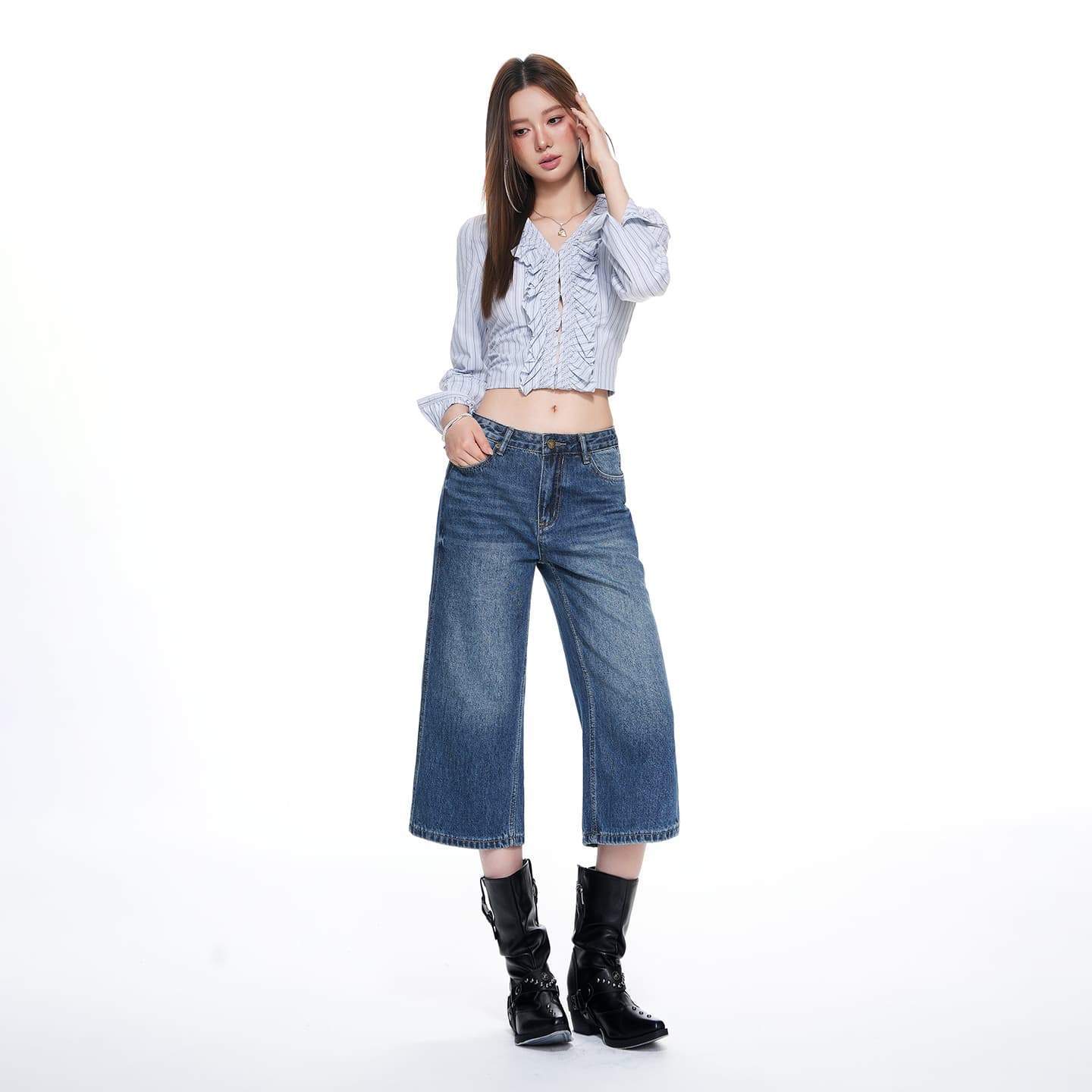 실사 26 년 가을 새로운 로우 웨이스트 디자인 센스 바지 스트레이트 마이크로 루즈핏 무거운 워싱 데님 7부 바지 여성