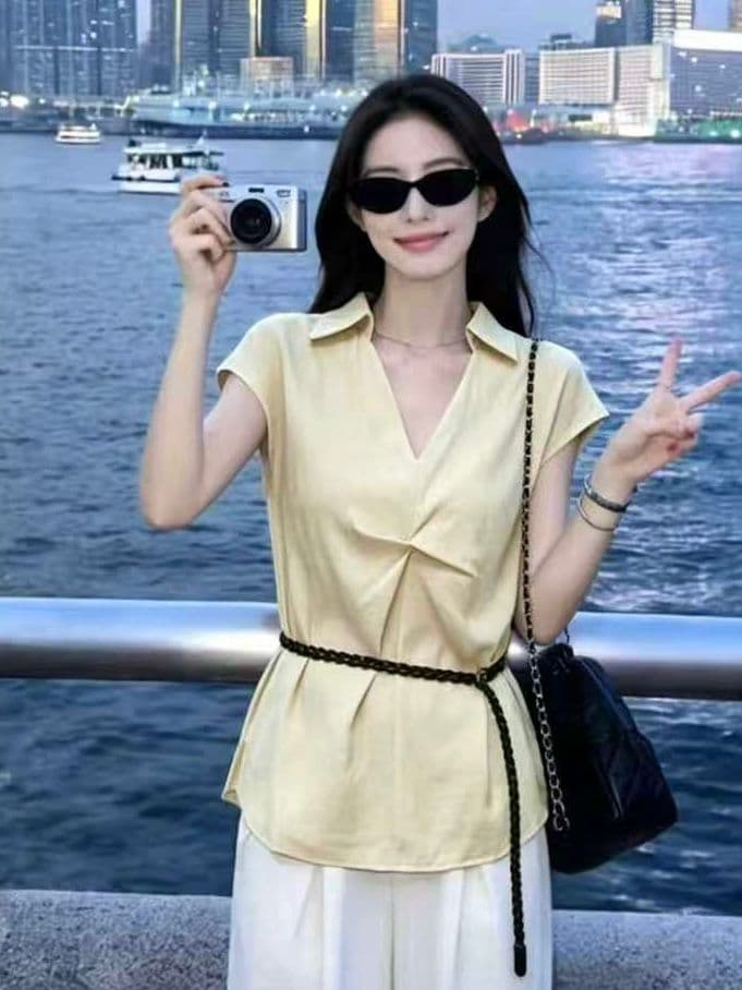 실사 여성 의류 고급 센스 벨트 포함 페이크 레이어드 숨기기 V넥 반팔 셔츠 여름 슬림해 보이는 맨위 이미지 3