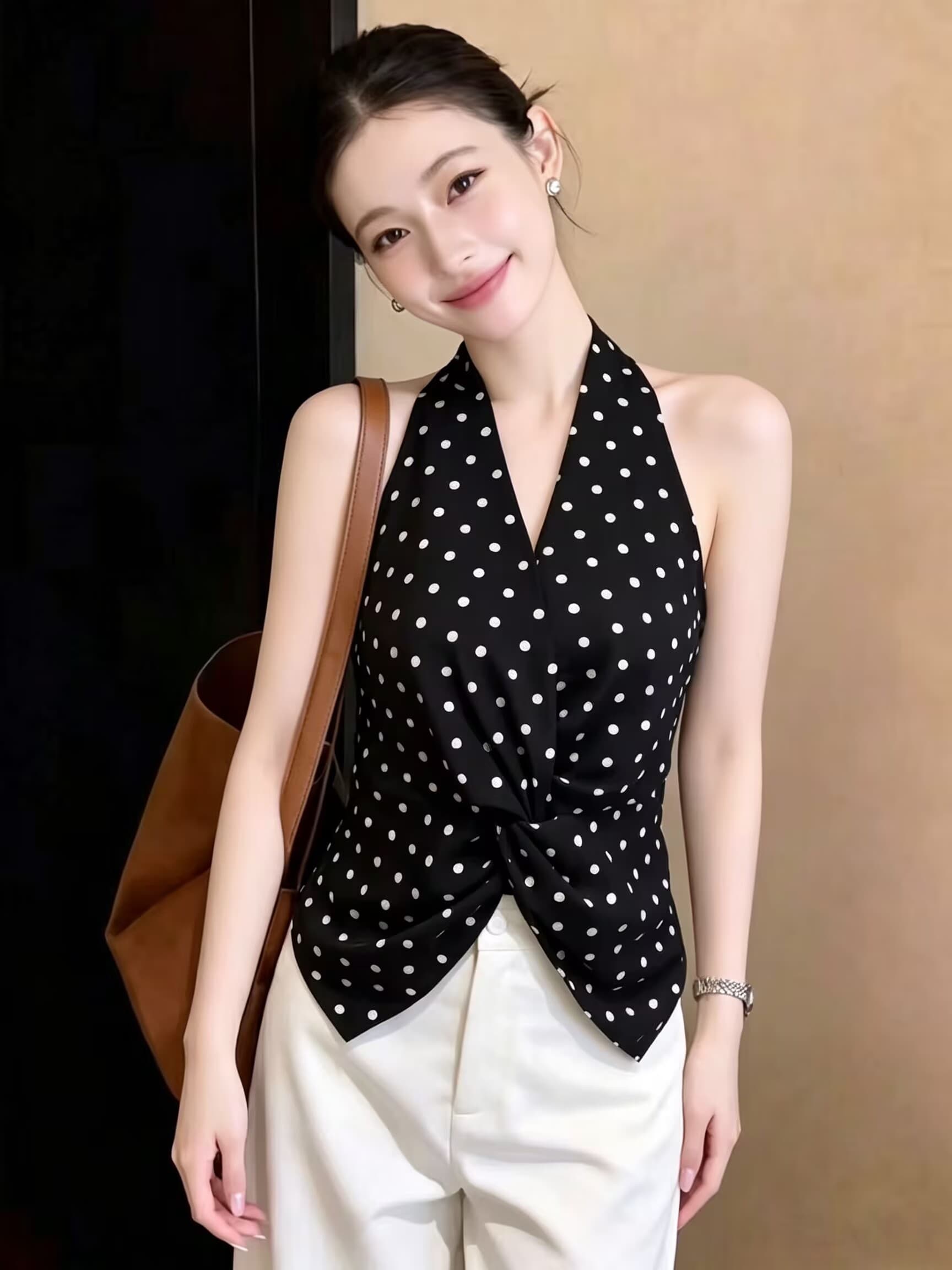 실사 항구 바람 레트로 도트 무늬 행침 목 조끼 여성 2026 새로운 V넥 비틀림 허리 수축 민소매 쇼트 스타일 맨위 이미지 2