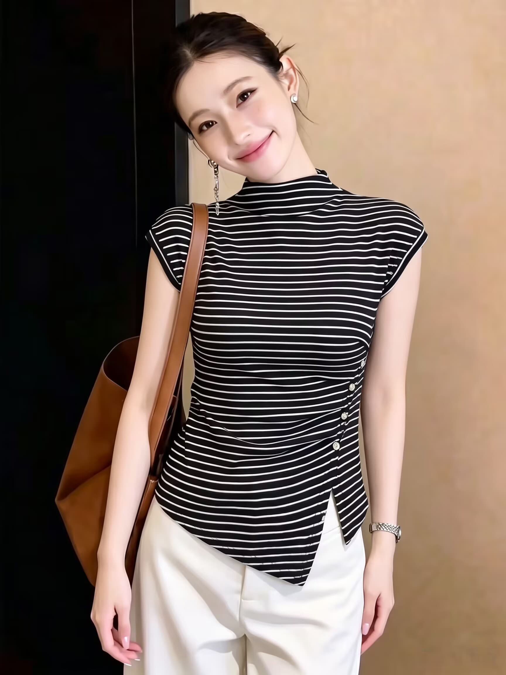 실사 순수한 욕망 달콤한 핫걸 불규칙 트임 꼬집기 허리 반하이넥 맨위 디자인 센스 자이언트 반팔 티셔츠 여성 이미지 2