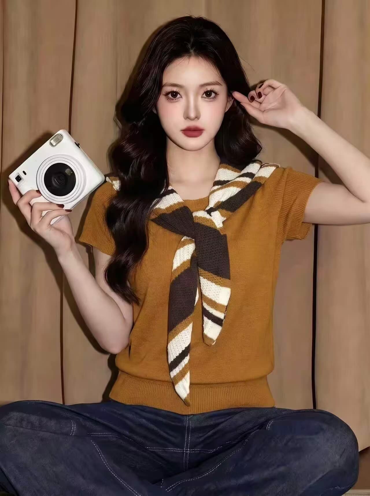 실사 열세 개 여성 의류 2026 가을 새로운 스트라이프 숄 반팔 니트 스웨터 한 부서 투피스 세트 맨위