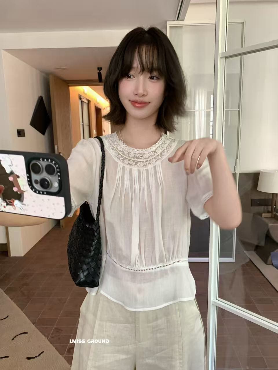 2026 여름 새로운 라운드 넥 레이스 조각 작은 셔츠 문예 여성 셔츠 다용도 맨위 상세 이미지 3