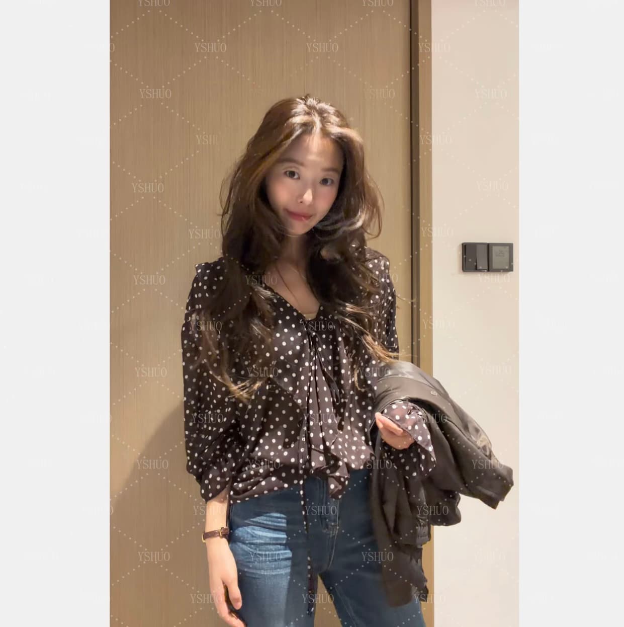 법 남자 하루를 보내다 레트로 레오파드 무늬 도트 무늬 프릴 긴팔 셔츠 V넥 상세 이미지 1