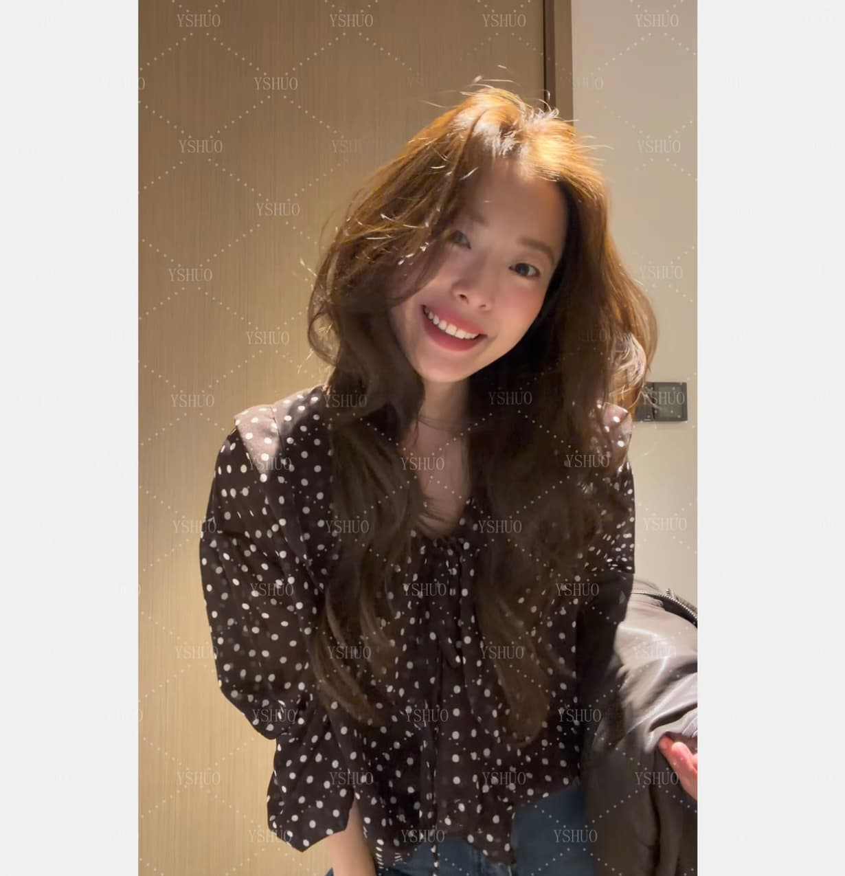 법 남자 하루를 보내다 레트로 레오파드 무늬 도트 무늬 프릴 긴팔 셔츠 V넥 상세 이미지 2
