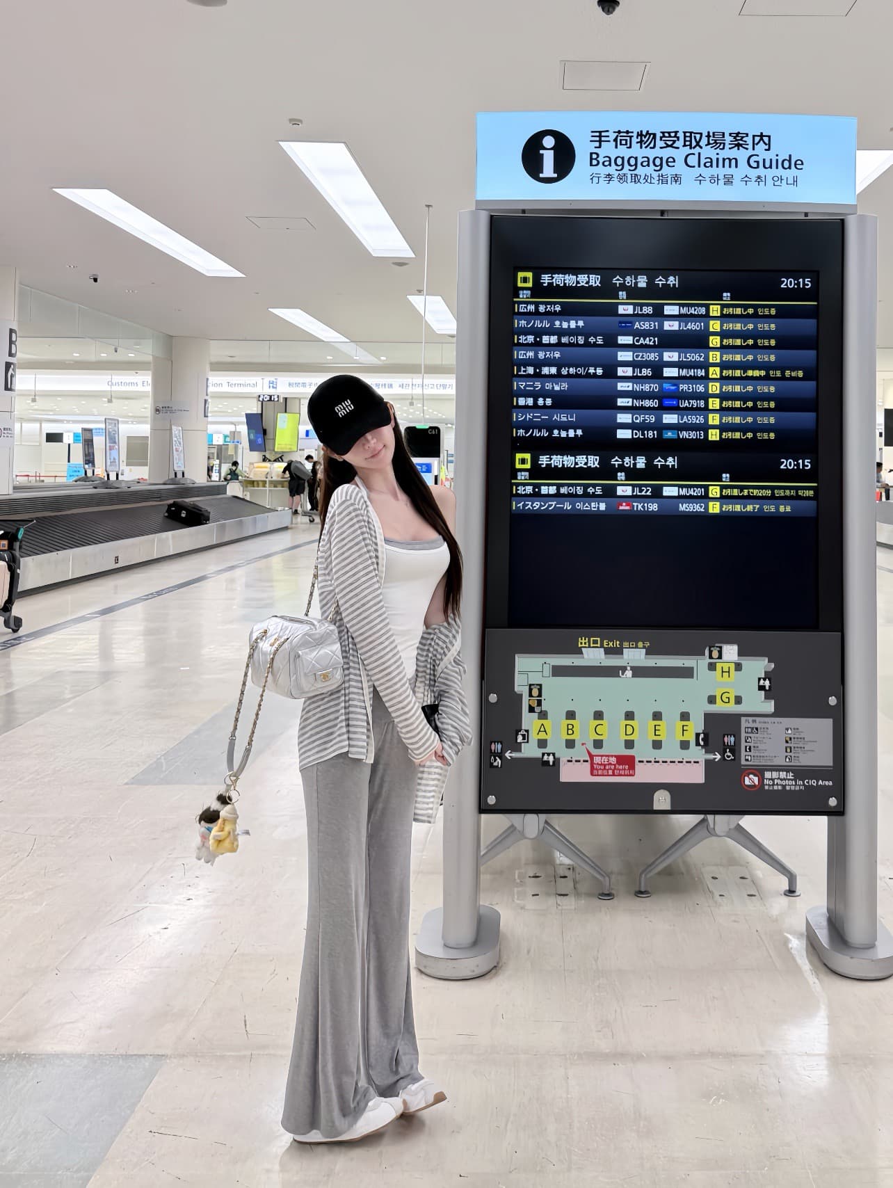 m1u 부서 가을 새로운 2026 화이트 워터 여성 오픈 가디건 페이크 레이어드 슬립 페이크 레이어드 바지 느긋한 3종 세트 이미지 4