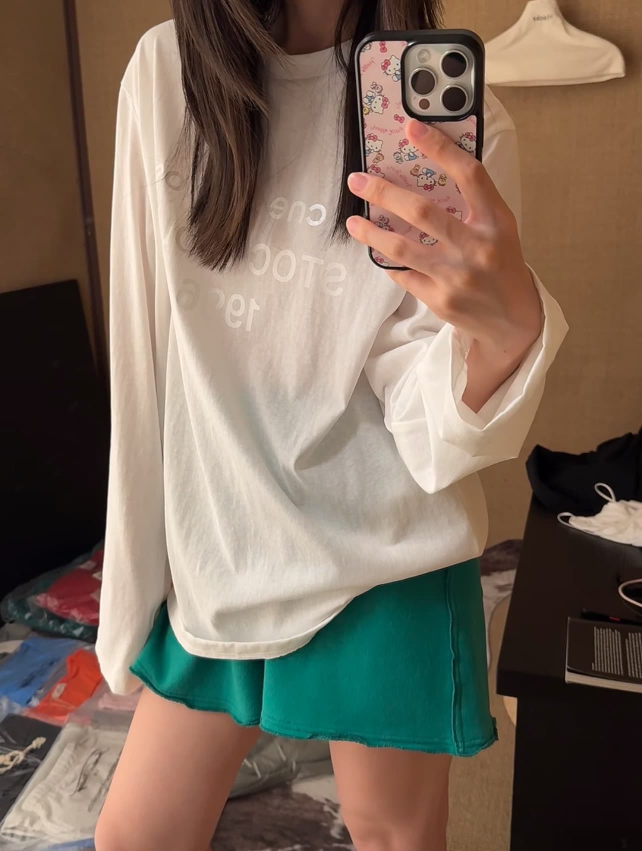 독립적 인 알파벳 순수한 흰색 제한적 26s 새로운 알파벳 라운드 넥 티셔츠 긴팔 맨위