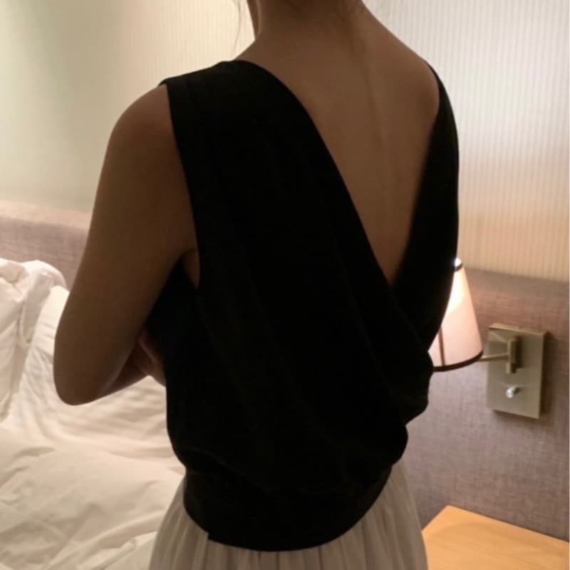 있음 선적 디자인 센스 작은 대중 프랑스식 순수한 욕망 바람 이후 v 백리스 작은 섹시함 새틴 민소매 조끼 6 색 이미지 5