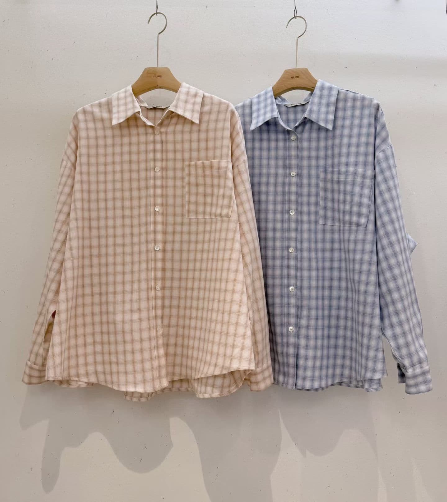 ins 프랑스식 느긋한 바람 품격 폴로 칼라 배색 체크무늬 루즈핏 다용도 긴팔 순면 셔츠 둘 색상 상세 이미지 17