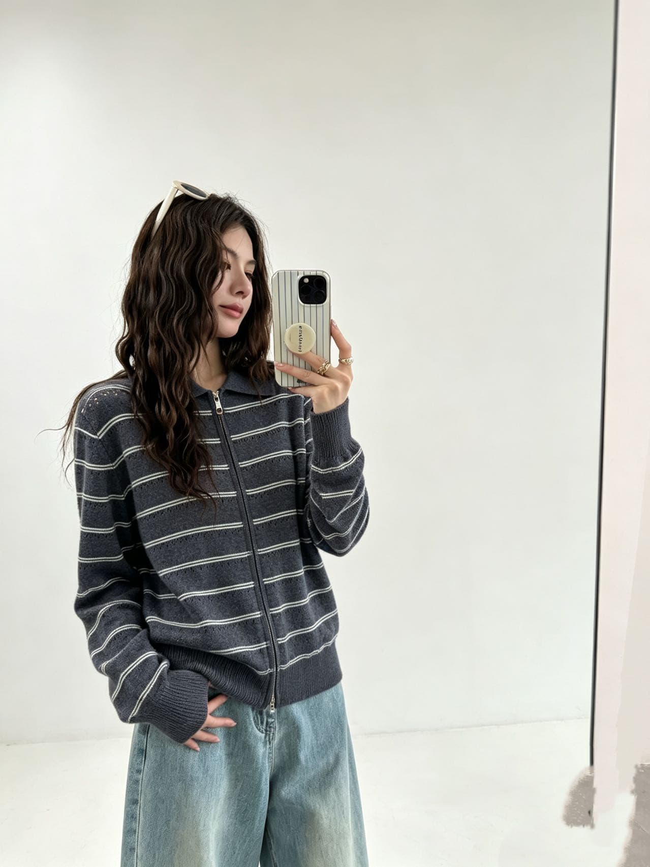 2026 가을 레트로 스트라이프 폴로 칼라 지퍼 니트 오픈 가디건 여성 품격 다용도 긴팔 POLO 칼라 스웨터 상세 이미지 6