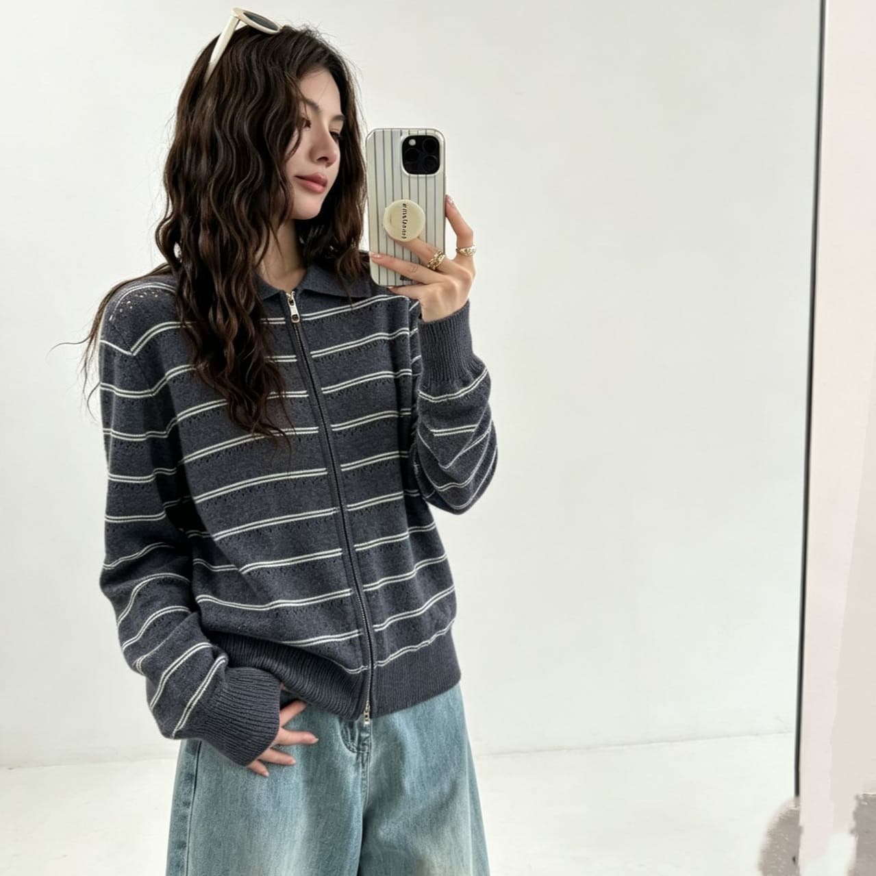 2026 가을 레트로 스트라이프 폴로 칼라 지퍼 니트 오픈 가디건 여성 품격 다용도 긴팔 POLO 칼라 스웨터 이미지 5