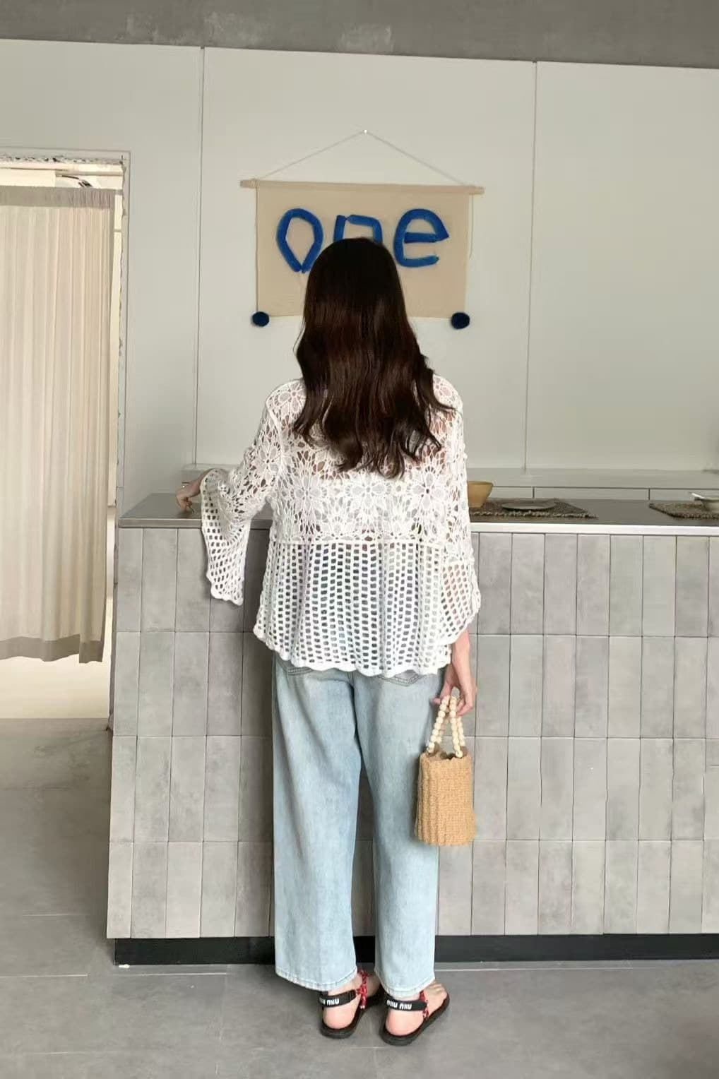2026 가을 한 부서 워싱 순면 자수 홀로우 아웃 다용도 연령 감소 연꽃 잎 7부 소매 자외선 차단 홀로우 아웃 블라우스 이미지 6