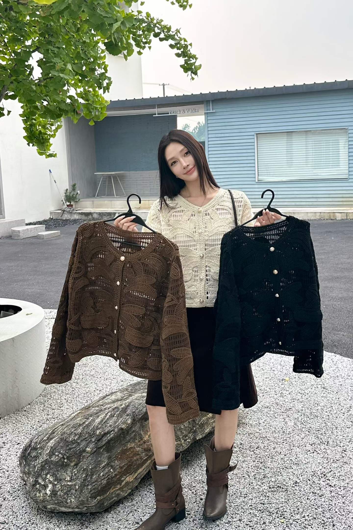2026 가을 작은 샤넬 스타일 홀로우 아웃 자수 니트 오픈 가디건 여성 프랑스식 디자인 센스 수공 쇼트 스타일 재킷 상세 이미지 1