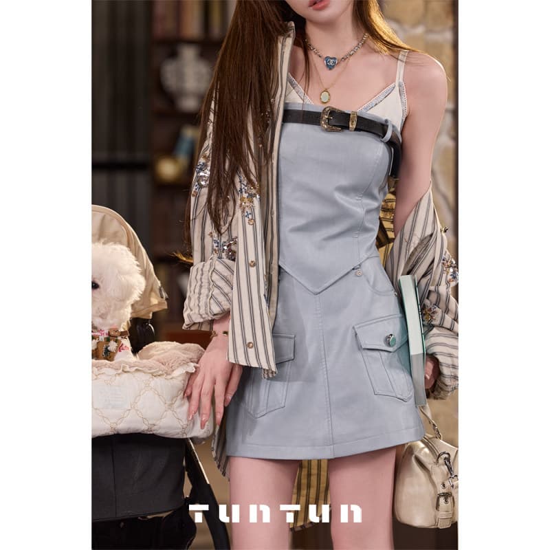 삼키기 tunt 봄 여름 매운맛 학위 초과 레트로 디스플레이 화이트 딱딱한 있음 종류 하이웨이스트 한 마디 슬림해 보이는 PU 가죽 미니 스커트 상세 이미지 1