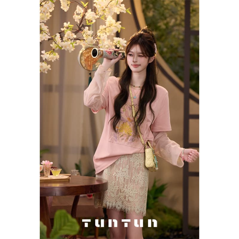 삼키기 tunt 봄 여름 복숭아 꽃밭 흐릿한 부드러운 초점 센스 페이크 레이어드 스택 착용 패치워크 식물 프린트 티셔츠 상세 이미지 5