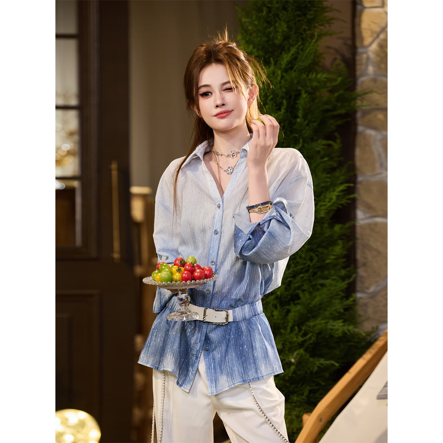삼키기 tuntun 봄 여름 백조 반사 빛 럭셔리 좋은 플래시 그라데이션 블루 펌프 Pleat 허리 수축 그라데이션 폴로 칼라 셔츠