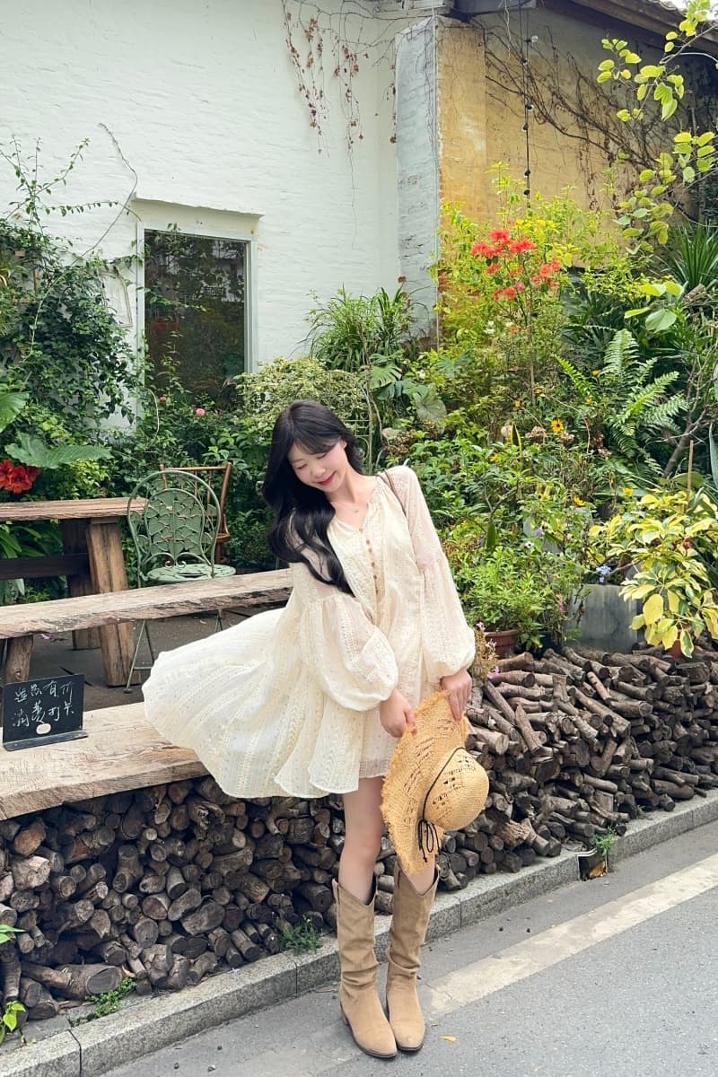 실사 정가 프랑스식 긴팔 여성 드레스 레이스 측면 디자인 센스 자이언트 잘 생긴 루즈핏 치마 조끼 세트 상세 이미지 4