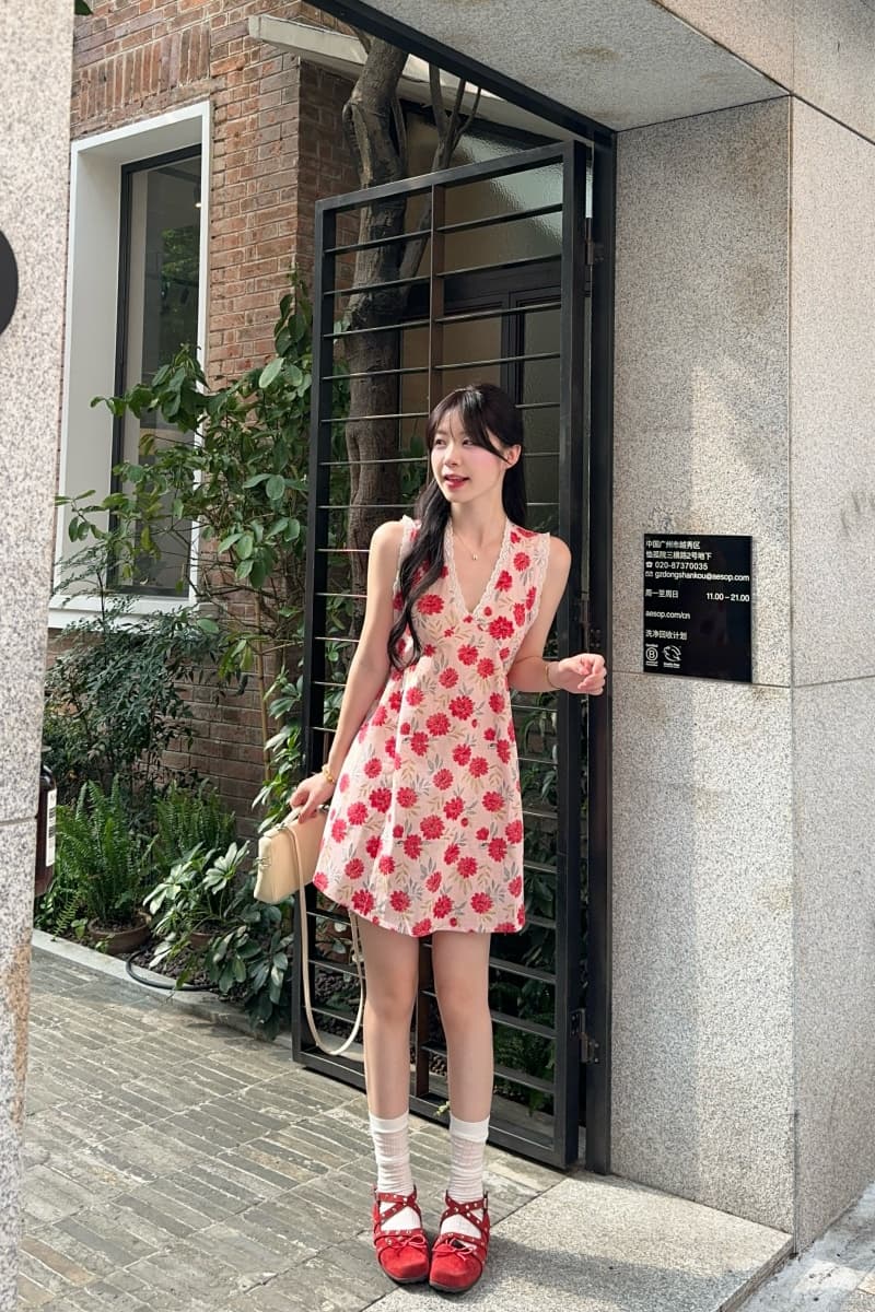 실사 정가 색상 V넥 행침 목 드레스 여름 휴가 바람 허리 수축 슬림해 보이는 미니 스커트 상세 이미지 1