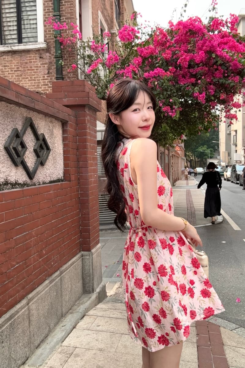 실사 정가 색상 V넥 행침 목 드레스 여름 휴가 바람 허리 수축 슬림해 보이는 미니 스커트 상세 이미지 5