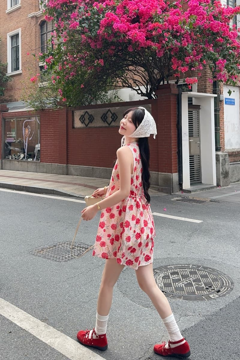 실사 정가 색상 V넥 행침 목 드레스 여름 휴가 바람 허리 수축 슬림해 보이는 미니 스커트 상세 이미지 13