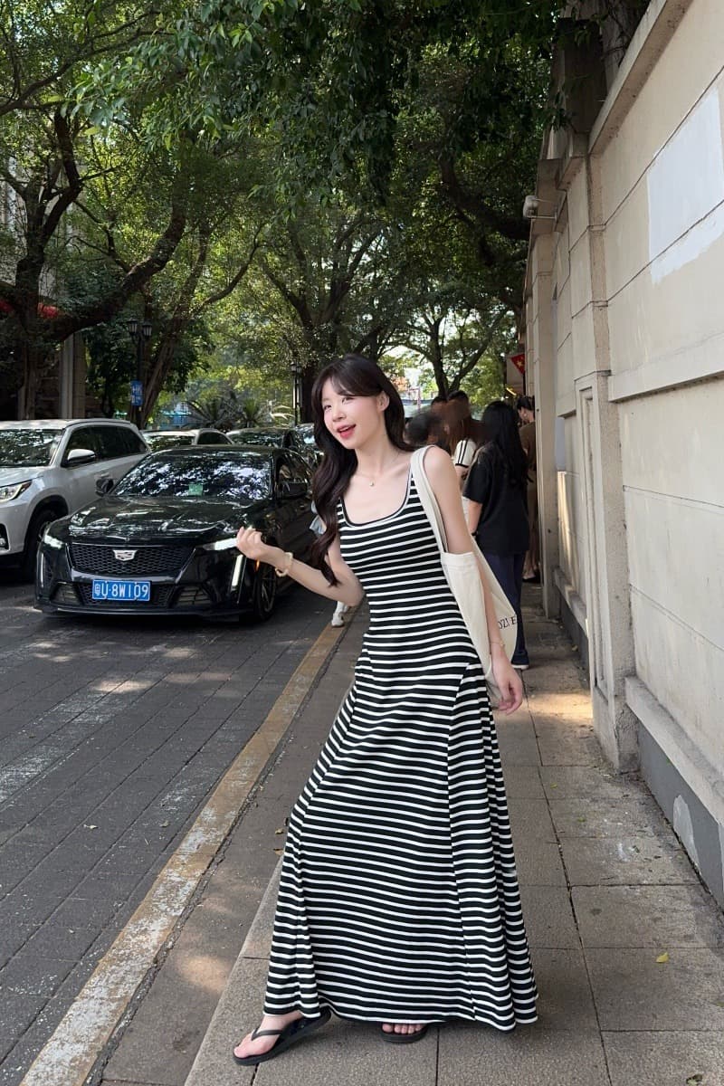 실사 정가 새로운 패션 다용도 슬림해 보이는 몸매 가꾸기 u 칼라 스트라이프 조끼 여성 드레스 이미지 6