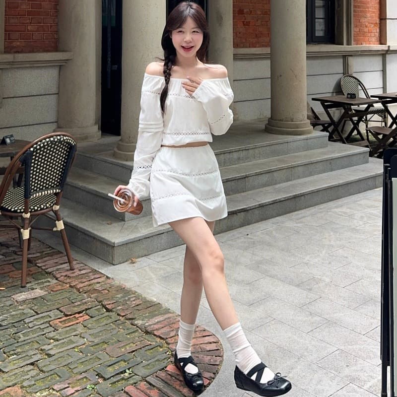 실사 정가 백조 연습곡 miu 부서 홀로우 아웃 자수 홀로우 아웃 화이트 맨위 반 스커트 면 센스 세트