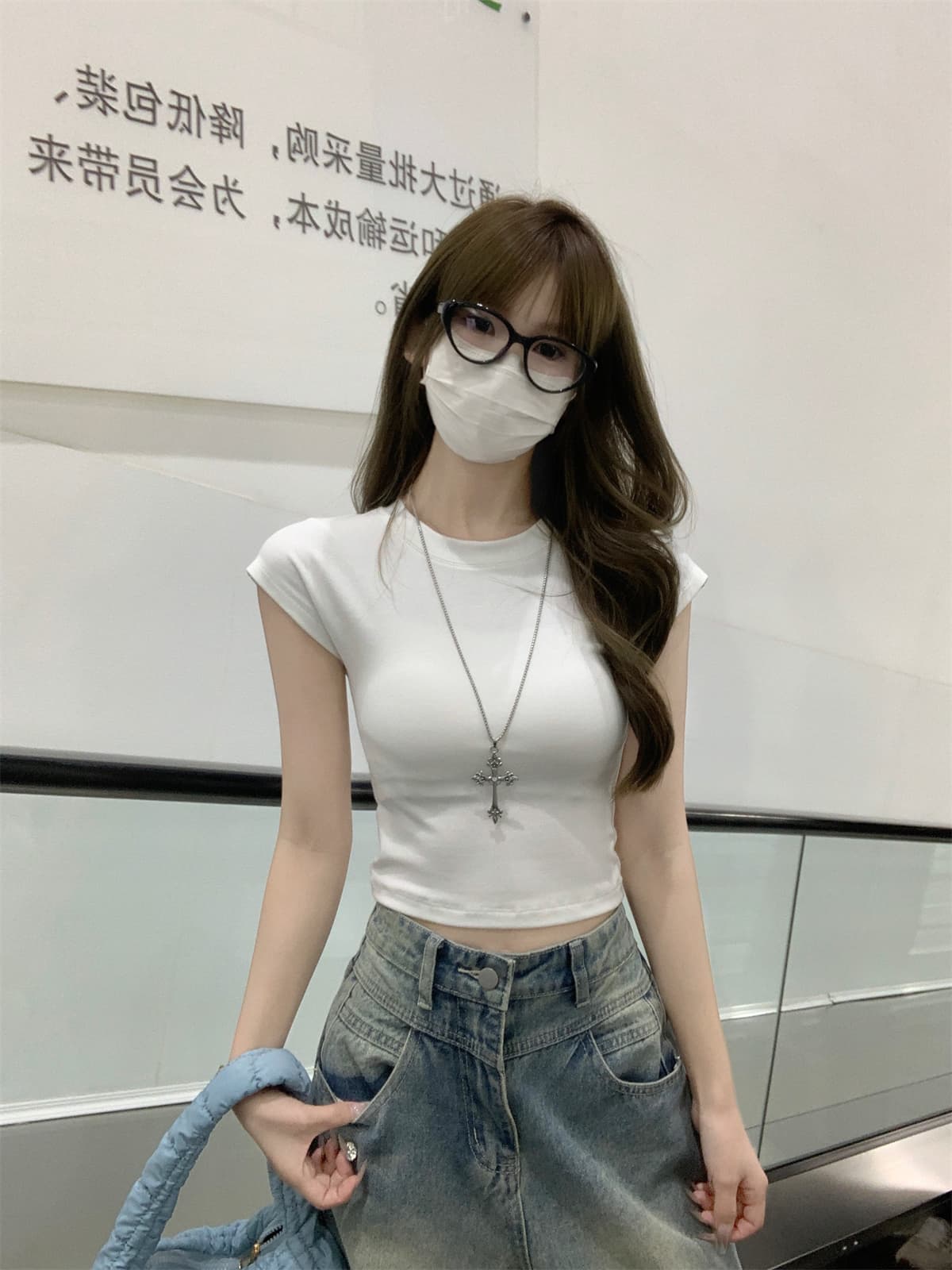 실사 정가 봄 여름 한국 스타일 몸매 가꾸기 핫걸 라운드 넥 가을 어깨 패키지 소매 미니멀리즘 다용도 반팔 티셔츠 쇼트 스타일 맨위 상세 이미지 13