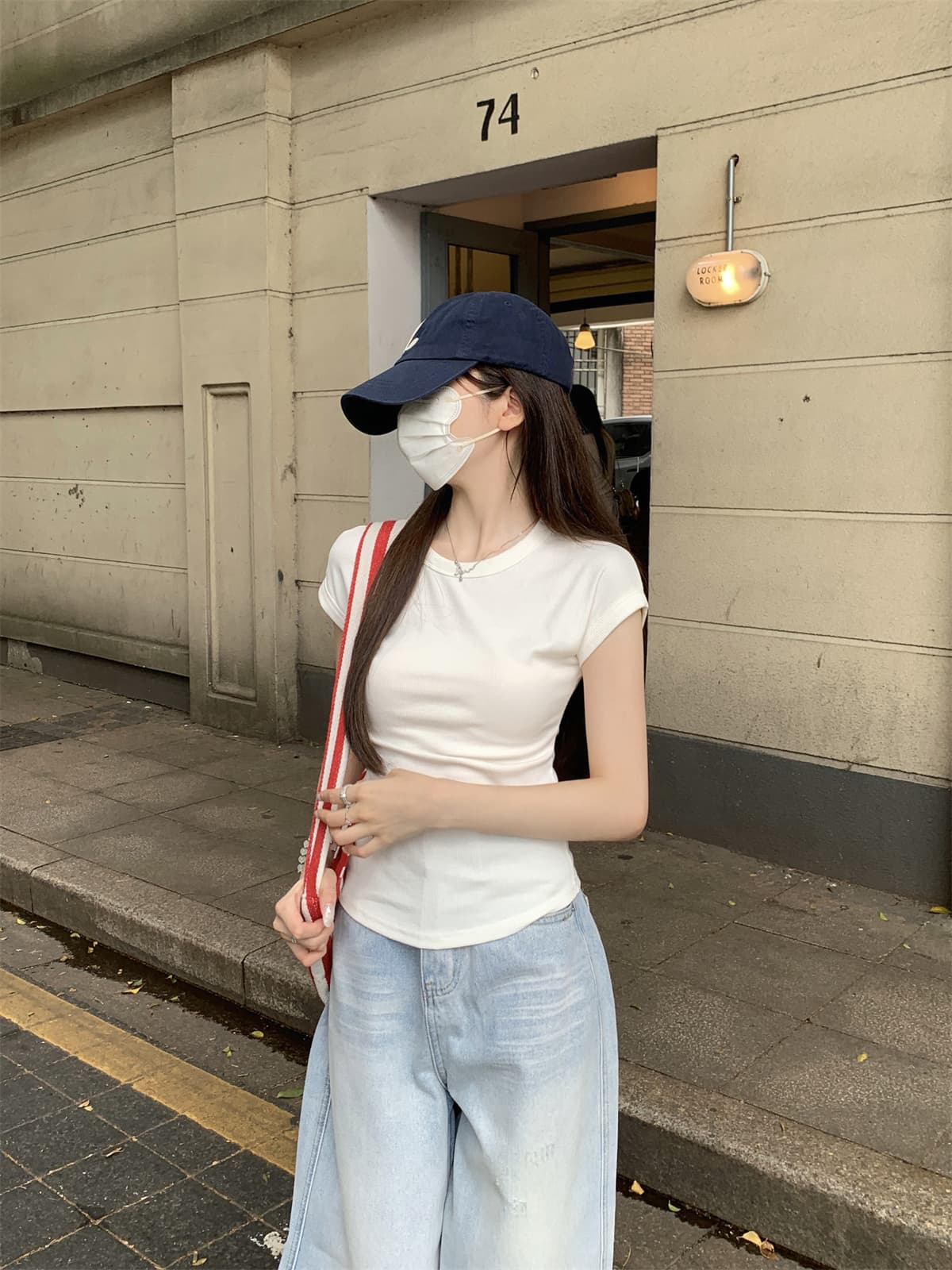 실사 정가 여름 한국 스타일 라운드 넥 몸매 가꾸기 미니멀리즘 다용도 품격 가을 어깨 소매 사탕 색상 반팔 티셔츠 맨위 상세 이미지 9