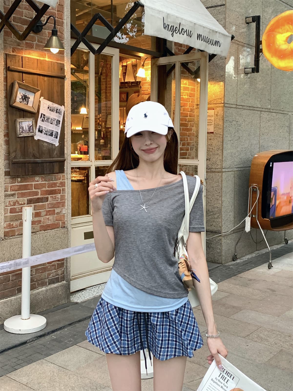 실사 정가 여름 한국 스타일 페이크 레이어드 비스듬한 어깨 배색 몸매 가꾸기 주름 허리 수축 오프숄더 반팔 티셔츠 맨위 여성 상세 이미지 2