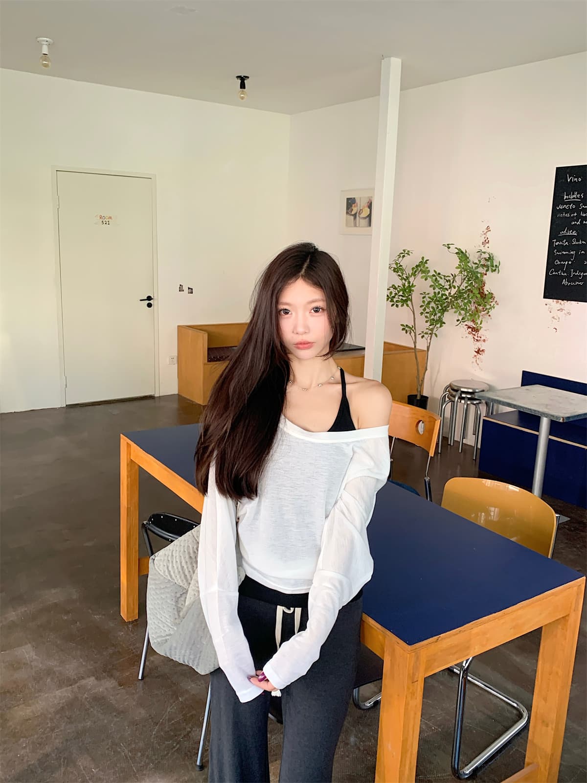 실사 정가 가을 한국 스타일 라이 경기 서울 주간 실크 얇은 스타일 느긋한 루즈핏 스택 착용 긴팔 티셔츠 기본 셔츠 맨위 상세 이미지 36
