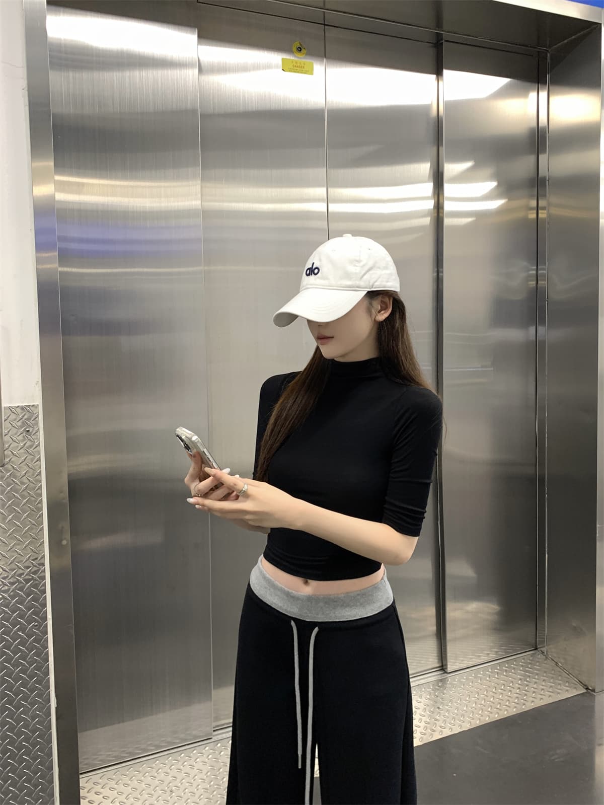 실사 정가 가을 한국 스타일 품격 반하이넥 단색 몸매 가꾸기 핫걸 인사이드 가져 가라. 쇼트 스타일 중간 소매 티셔츠 맨위 여성 상세 이미지 4