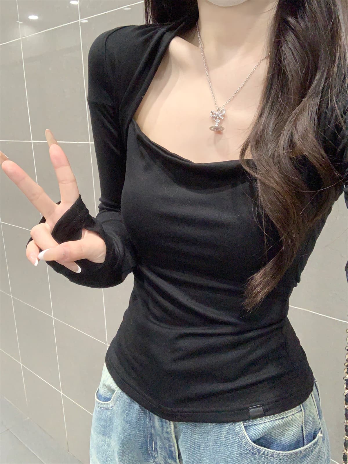 실사 정가 가을 한국 스타일 순수한 욕망 섹시함 광장 칼라 몸매 가꾸기 주름 슬림해 보이는 긴팔 티셔츠 기본 셔츠 맨위 여성 상세 이미지 3