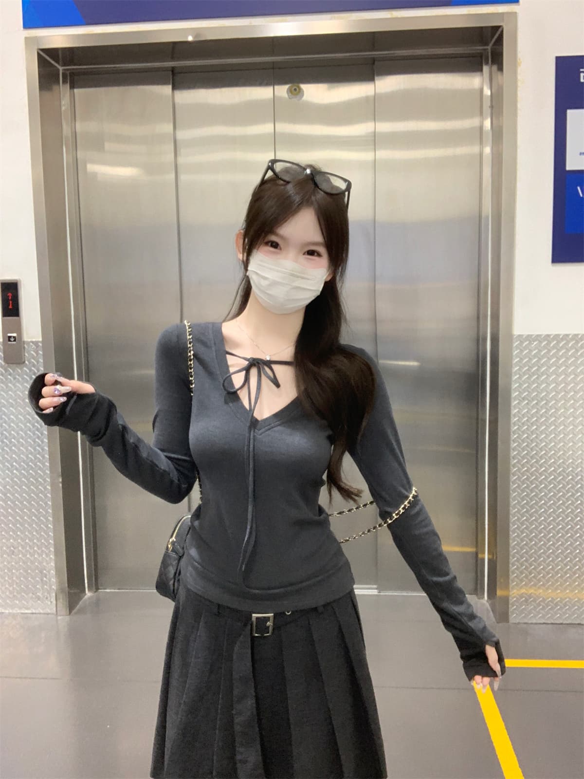 실사 정가 가을 겨울 한국 스타일 몸매 가꾸기 핫걸 V넥 레이스업 양모 인사이드 가져 가라. 긴팔 티셔츠 기본 셔츠 맨위 여성 상세 이미지 16