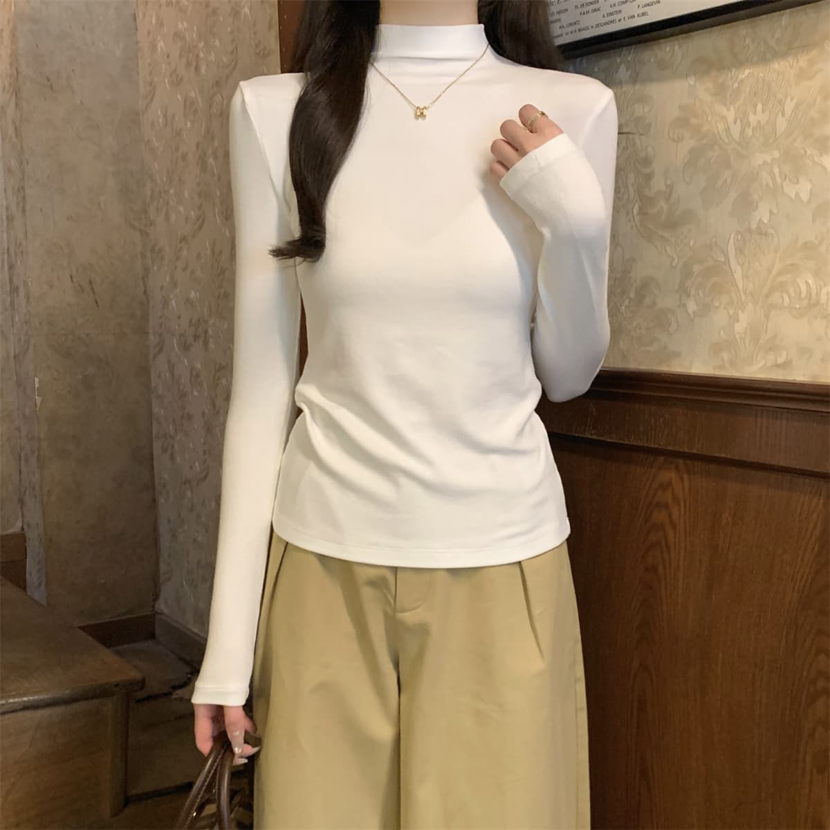 실사 정가 가을 겨울 한국 스타일 품격 몸매 가꾸기 슬림해 보이는 반하이넥 기초 기본 셔츠 인사이드 가져 가라. 긴팔 티셔츠 맨위 상세 이미지 21