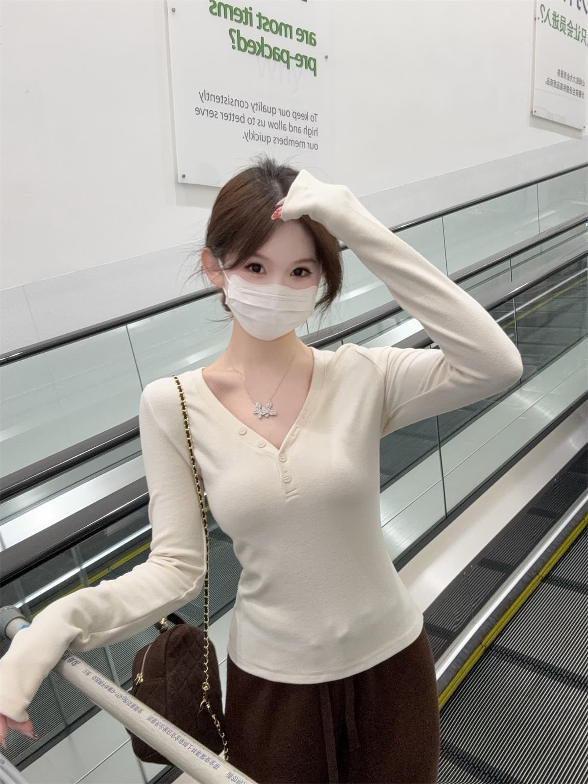 실사 정가 가을 겨울 한국 스타일 몸매 가꾸기 핫걸 V넥 단추 디자인 De 플러시 인사이드 가져 가라. 긴팔 티셔츠 만나는 맨위 상세 이미지 16