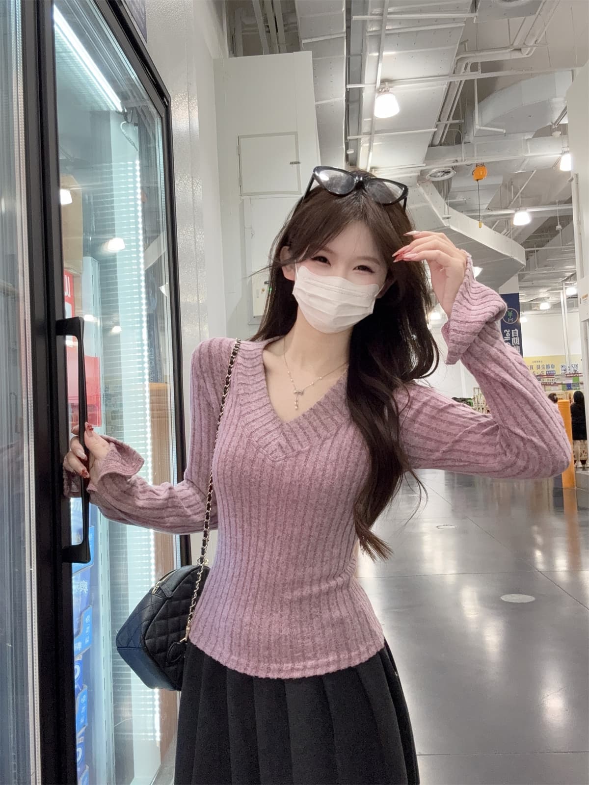 실사 정가 가을 겨울 한국 스타일 품격 부드러운 구덩이 기사 V넥 몸매 가꾸기 나팔 소매 인사이드 가져 가라. 긴팔 티셔츠 맨위 여성 상세 이미지 10