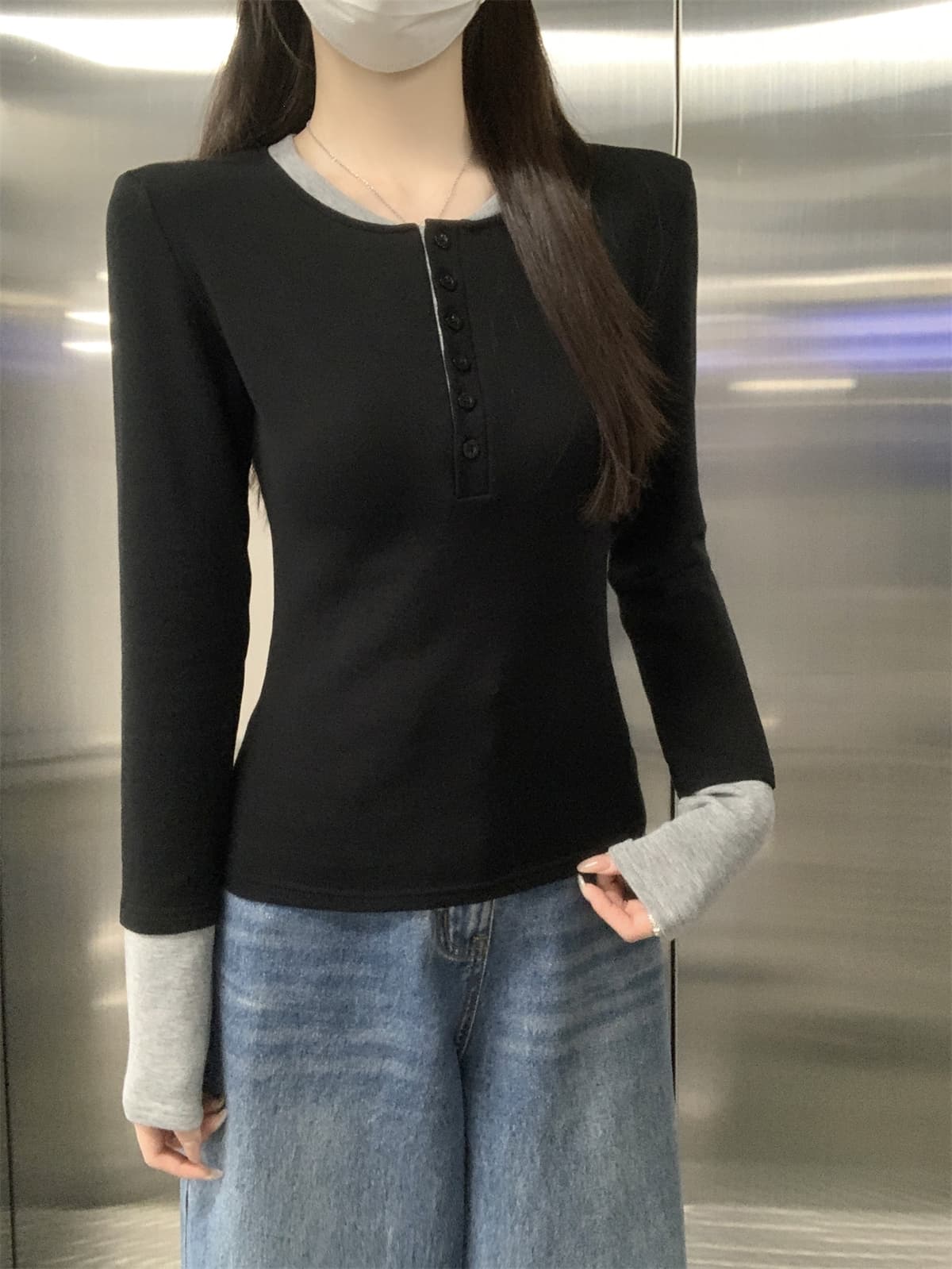 실사 정가 가을 겨울 한국 스타일 배색 페이크 레이어드 패치워크 라운드 넥 양모 몸매 가꾸기 인사이드 가져 가라. 긴팔 티셔츠 여성 셔츠 상세 이미지 12
