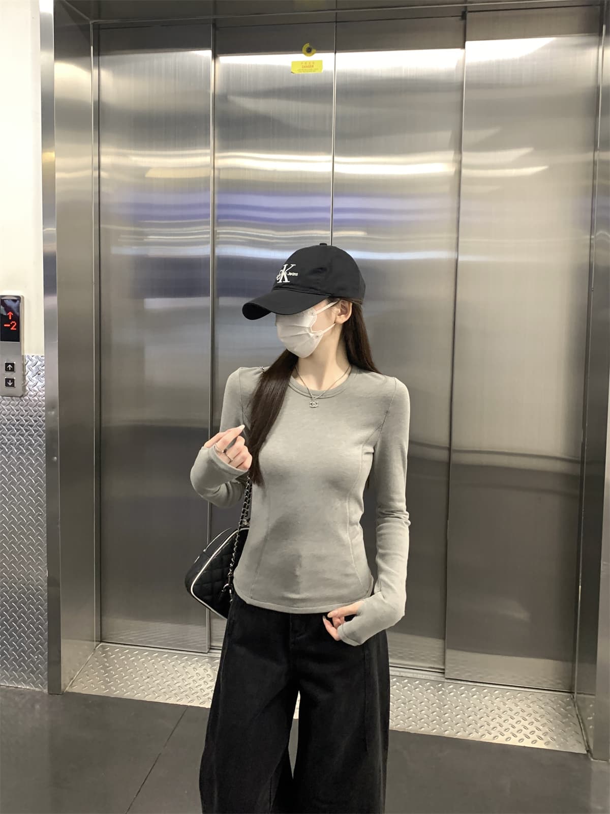 실사 정가 가을 겨울 한국 스타일 품격 생선뼈 허리 수축 라운드 넥 긍정적 인 어깨 양모 연삭 털 인사이드 가져 가라. 긴팔 티셔츠 맨위 상세 이미지 21
