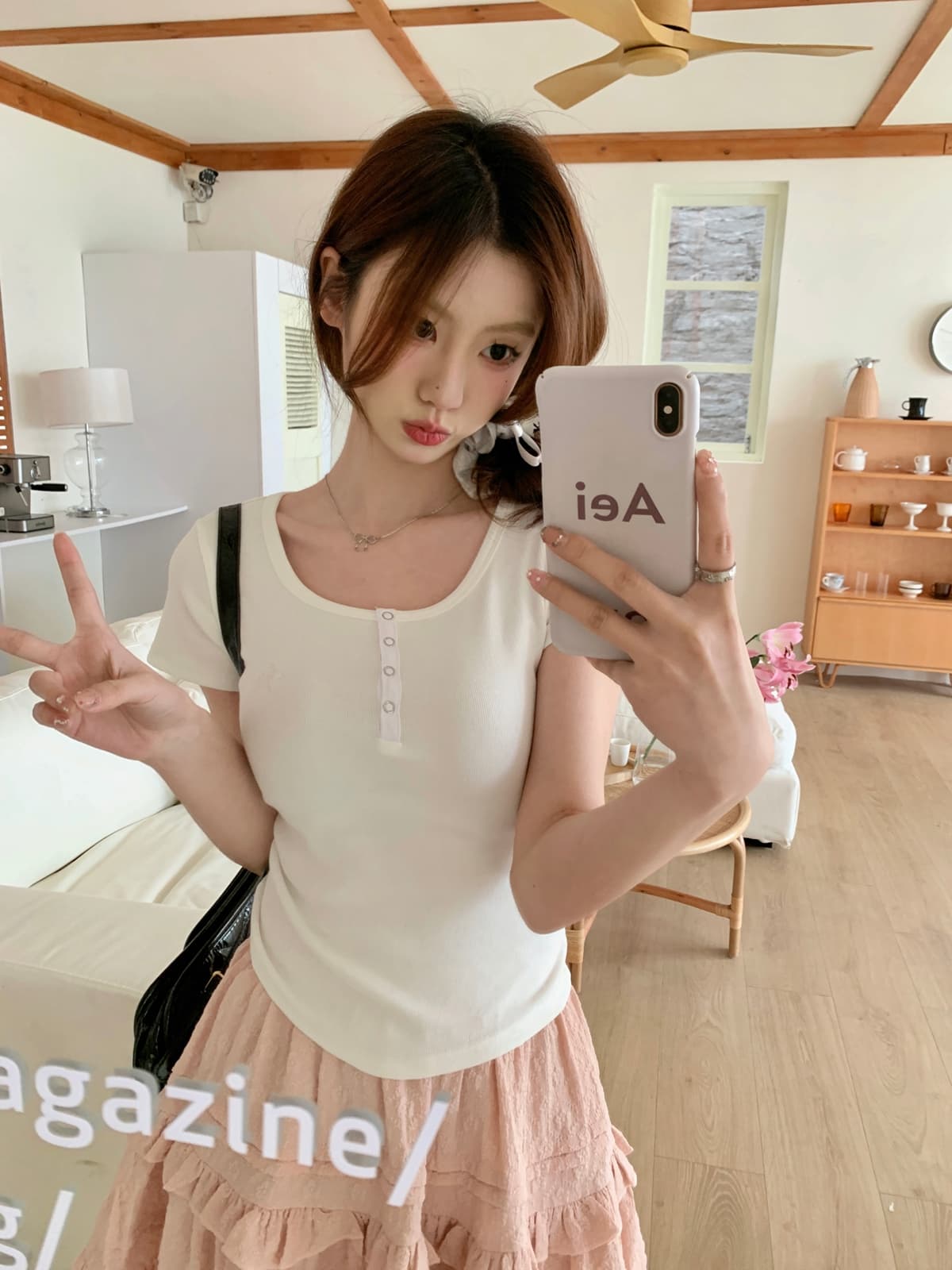 실사 정가 봄 여름 한국 스타일 품격 몸매 가꾸기 단추 u 칼라 긍정적 인 어깨 단색 다용도 반팔 티셔츠 만나는 맨위 상세 이미지 16