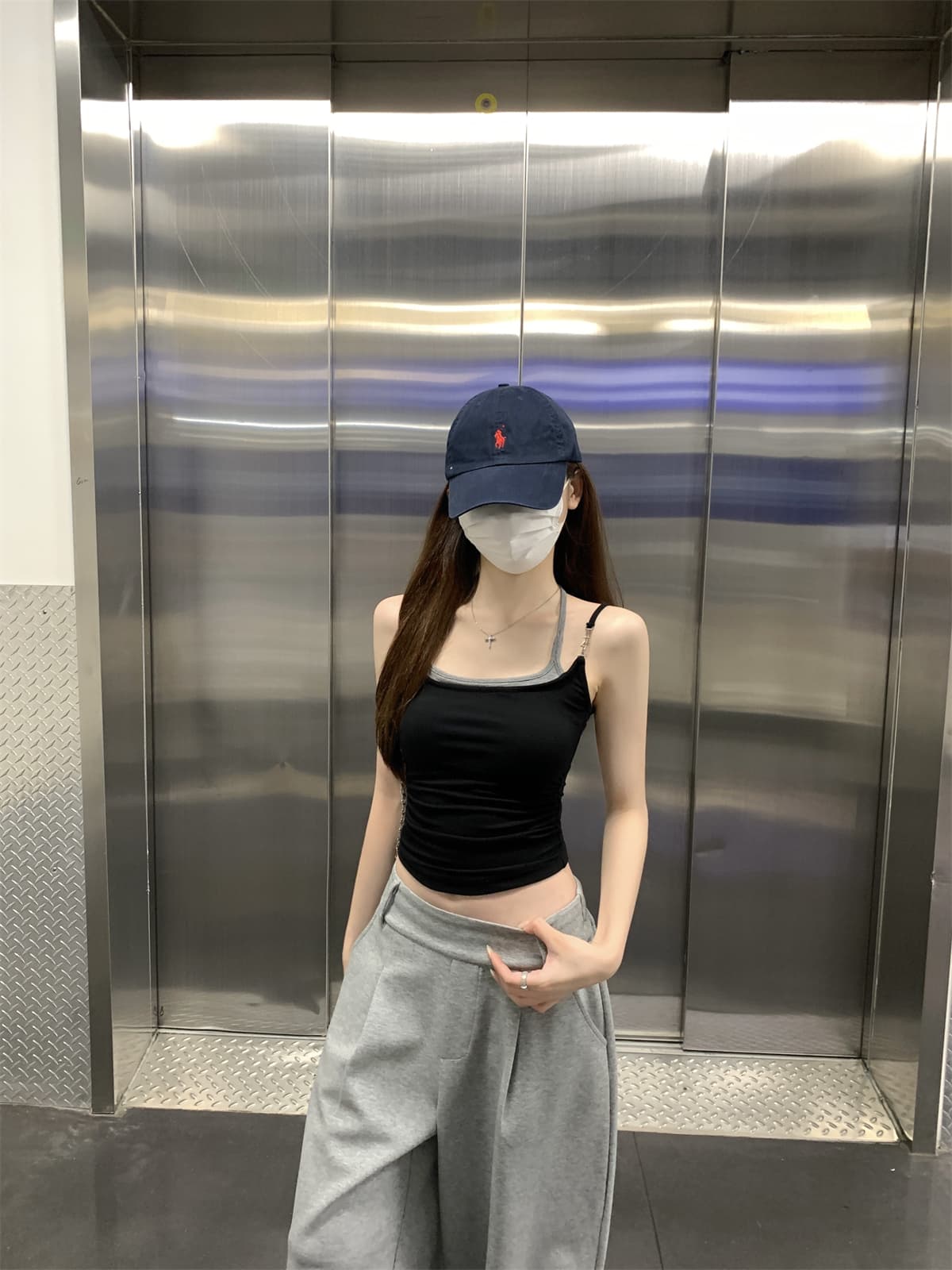 실사 정가 여름 한국 스타일 핫걸 페이크 레이어드 행침 목 레이스업 몸매 가꾸기 슬림해 보이는 만나는 캐미솔 맨위 상세 이미지 4