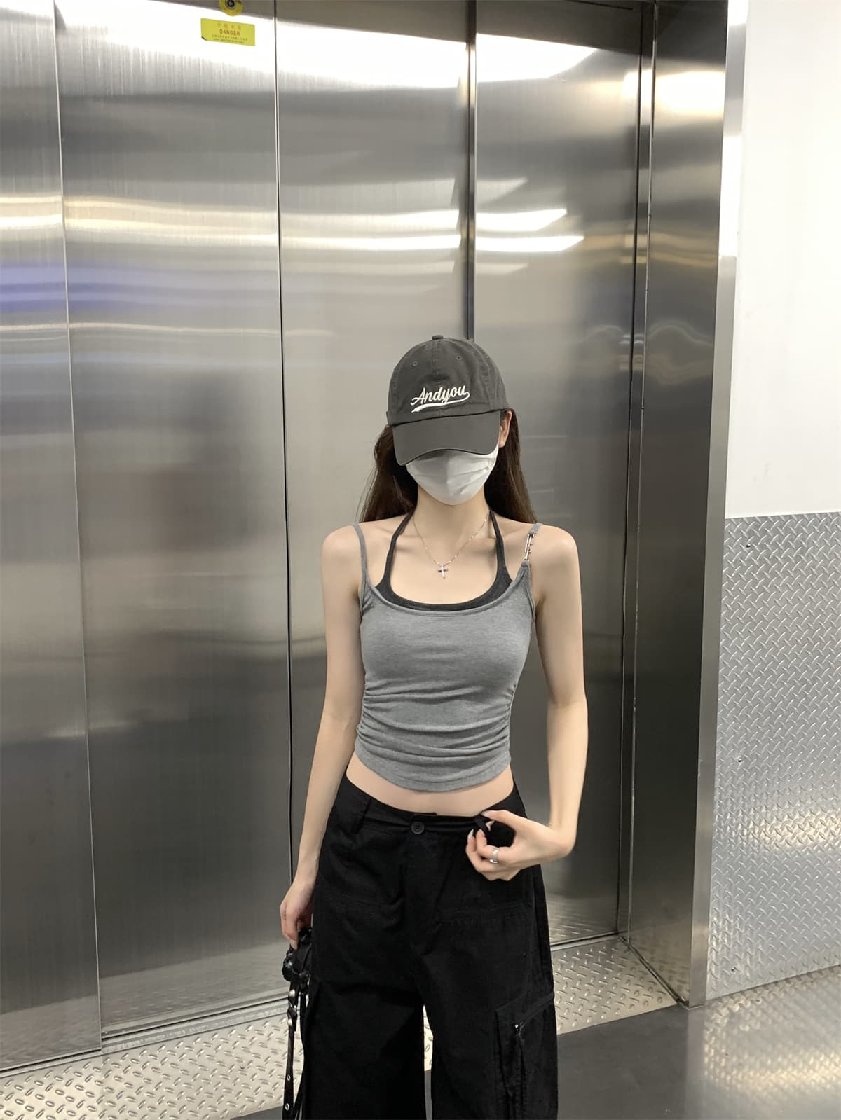 실사 정가 여름 한국 스타일 핫걸 페이크 레이어드 행침 목 레이스업 몸매 가꾸기 슬림해 보이는 만나는 캐미솔 맨위 상세 이미지 22
