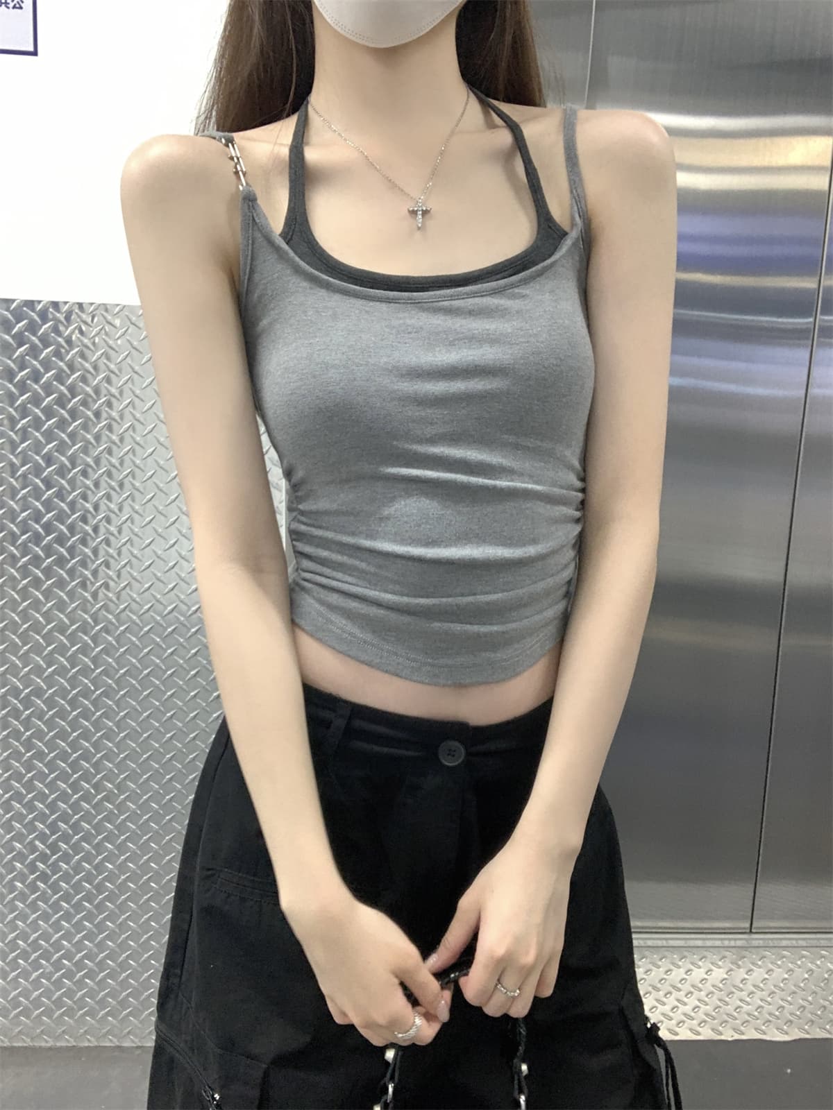 실사 정가 여름 한국 스타일 핫걸 페이크 레이어드 행침 목 레이스업 몸매 가꾸기 슬림해 보이는 만나는 캐미솔 맨위 상세 이미지 28